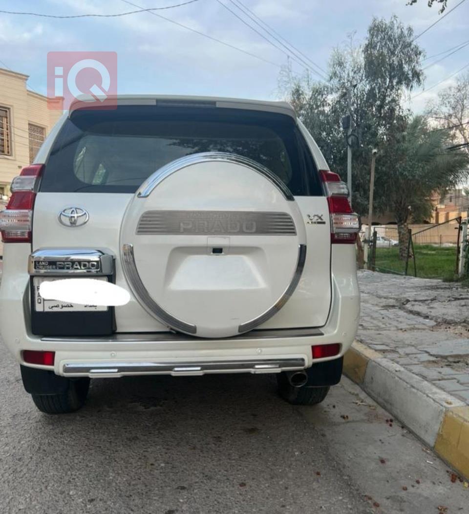 تۆیۆتا لاندكروزر پرادۆ